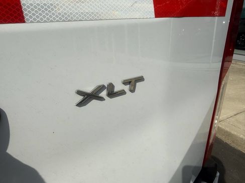 Used 2019 Ford Transit 150 XLT RWD image 37