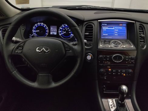 Used 2017 INFINITI QX50 2WD w/ Premium Plus Package image 22