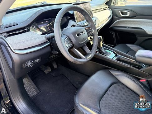 Certified 2022 Jeep Compass Latitude image 10