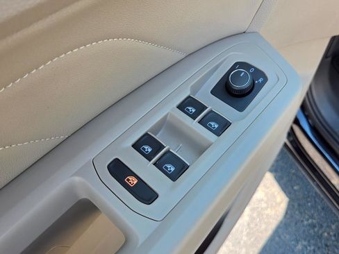 Certified 2023 Volkswagen Atlas SE AWD/4WD image 23