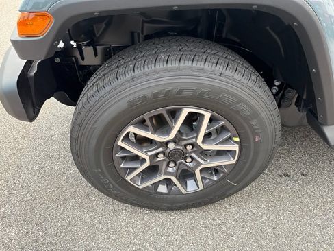 New 2026 Jeep Wrangler Unlimited Sahara AWD/4WD image 9