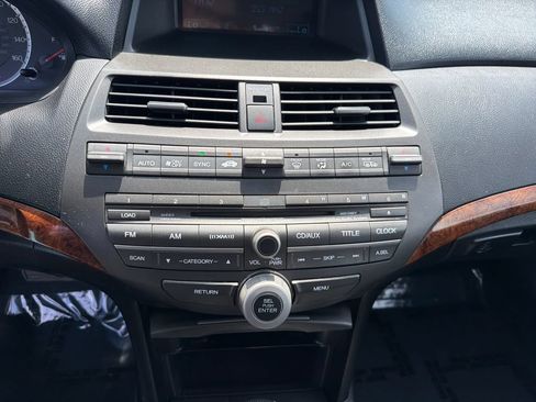 Used 2012 Honda Accord EX-L image 31