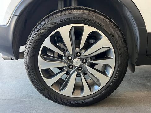 Used 2021 Buick Encore Preferred w/ Safety Package II AWD/4WD image 13