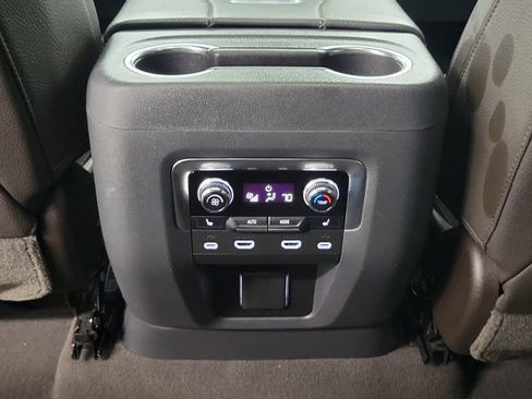 Used 2021 GMC Yukon Denali w/ Denali Ultimate Package image 15