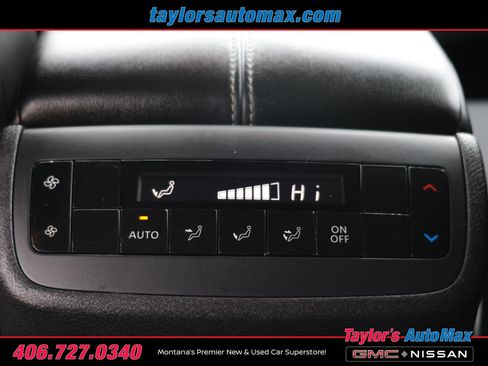 Used 2024 Nissan Pathfinder SV image 29