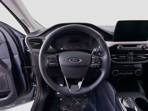 Used 2022 Ford Escape SE w/ Convenience Package image 28