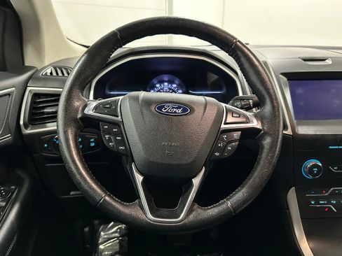 Used 2019 Ford Edge SEL w/ Equipment Group 201A image 11