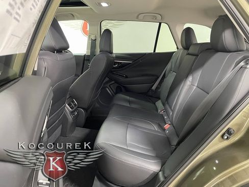 Used 2025 Subaru Outback Limited image 21