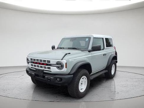 Certified 2024 Ford Bronco Heritage Edition AWD/4WD image 1