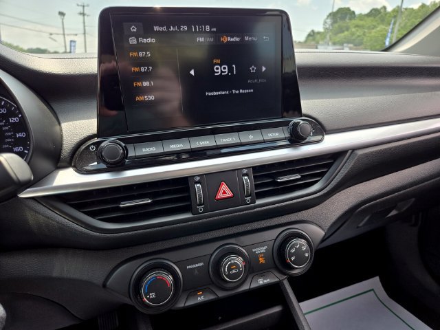 Used 2024 Kia Forte LXS w/ LXS Technology Package FWD image 25