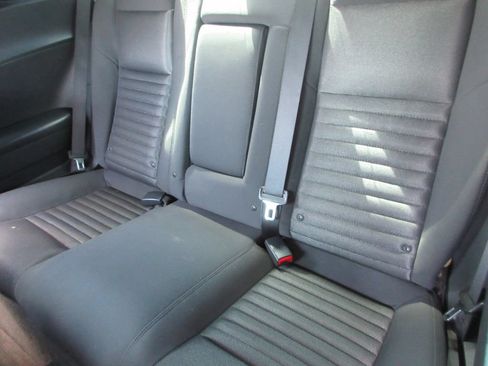 Used 2011 Dodge Challenger RWD image 16