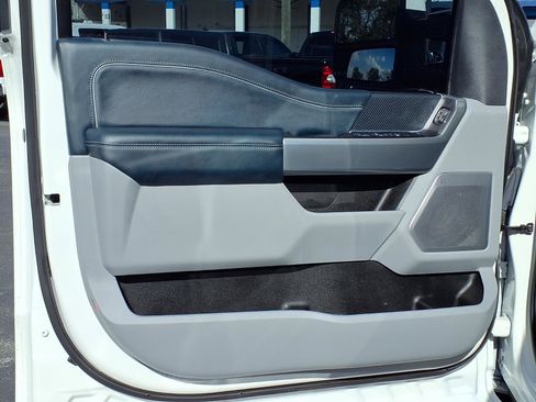 Used 2023 Ford F450 Limited w/ FX4 Off-Road Package image 15