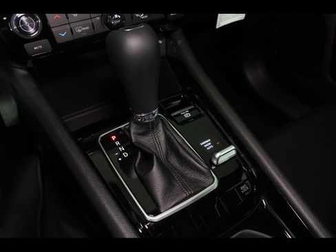 New 2026 Jeep Compass Latitude image 13