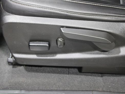 Used 2022 Chevrolet Colorado ZR2 image 5