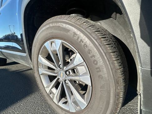 Used 2026 Chevrolet Equinox LT FWD image 10