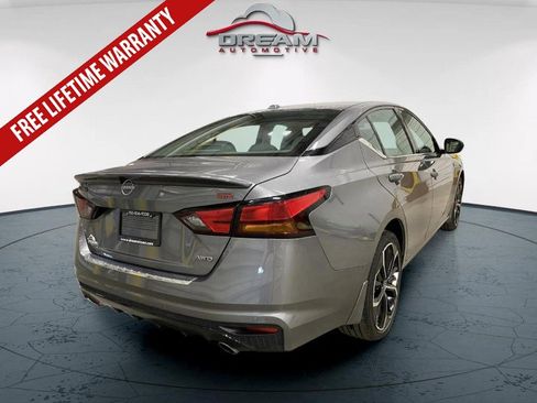 Used 2023 Nissan Altima 2.5 SR AWD/4WD image 16