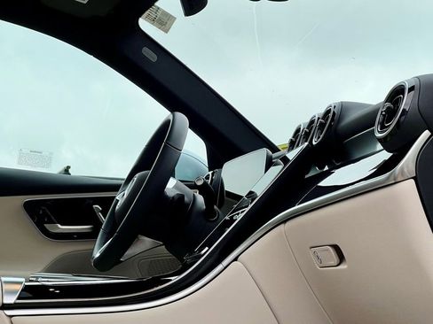 Certified 2026 Mercedes-Benz GLC 300 4MATIC image 16