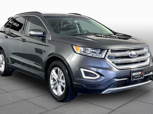 Used 2017 Ford Edge SEL w/ Equipment Group 201A FWD image 3