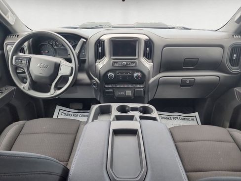 Used 2024 Chevrolet Silverado 1500 Custom Trail Boss w/ LPO, Dark Essentials Package AWD/4WD image 10