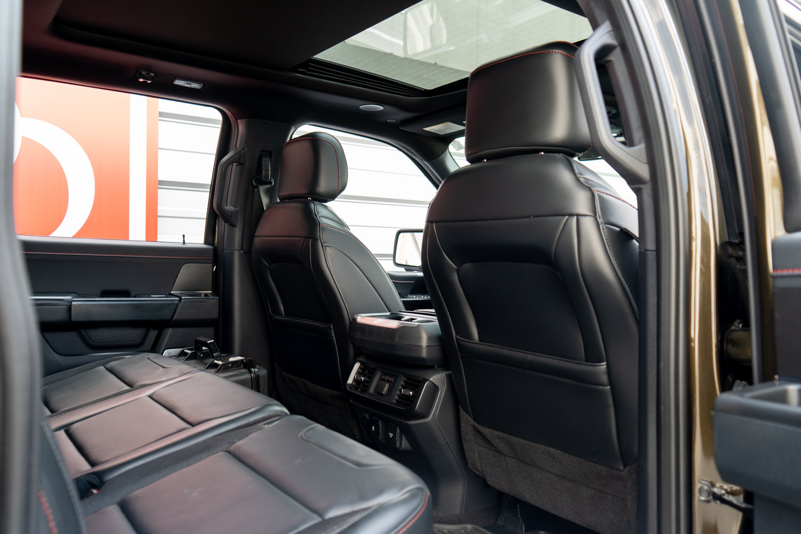 Used 2024 Ford F150 Raptor AWD/4WD image 38