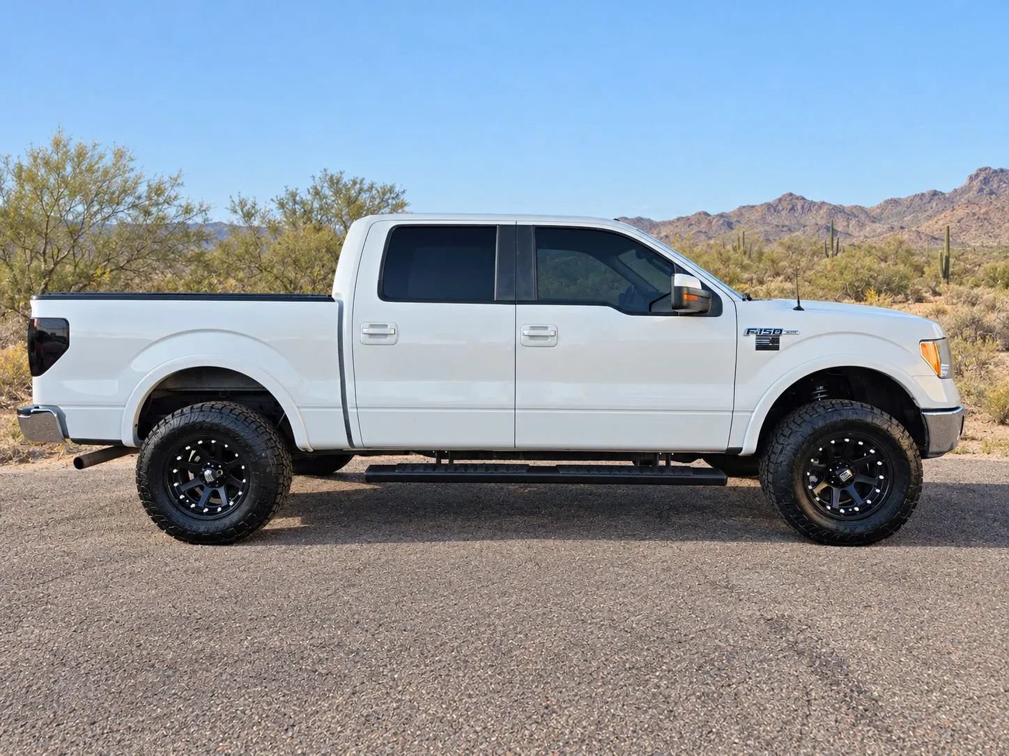 Used 2013 Ford F150 Lariat AWD/4WD image 6