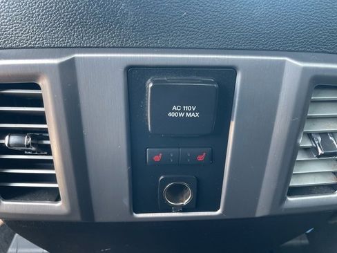 Used 2016 Ford F150 Platinum w/ Trailer Tow Package image 12