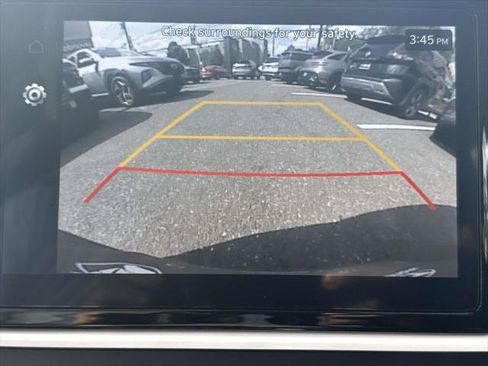 Certified 2025 Hyundai Venue Limited FWD image 26