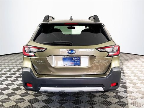 Used 2024 Subaru Outback Limited image 7