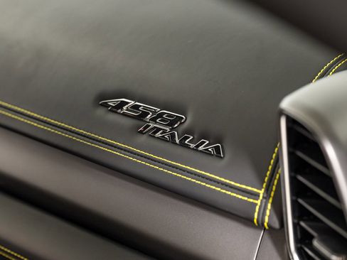 Used 2013 Ferrari 458 Italia Coupe image 24