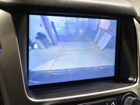 Used 2019 Chevrolet Tahoe LT image 23