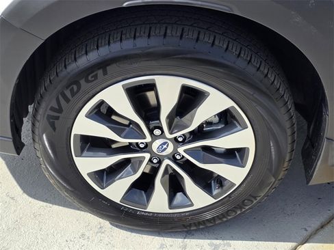 Used 2023 Subaru Outback Limited image 38