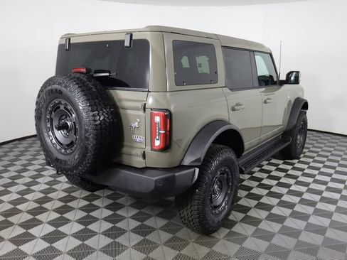 New 2025 Ford Bronco Outer Banks w/ Sasquatch Package image 3