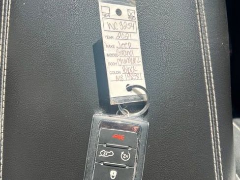 Used 2021 Jeep Grand Cherokee L Limited image 17