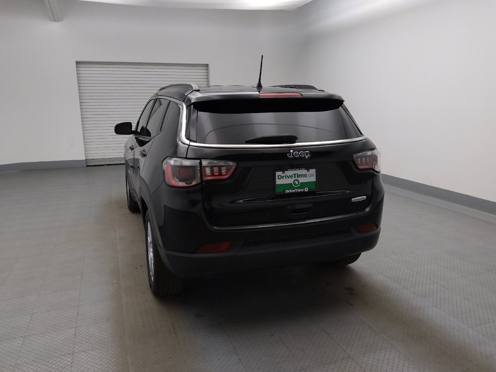 Used 2022 Jeep Compass Latitude FWD image 6