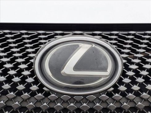 Used 2018 Lexus LC 500 Coupe w/ Sport Package image 22