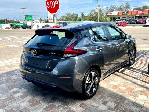 Used 2022 Nissan Leaf SV w/ SV Technology Package image 10