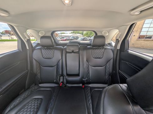 Used 2023 Ford Edge Titanium AWD/4WD image 28