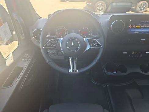 New 2025 Mercedes-Benz Sprinter 2500 image 13