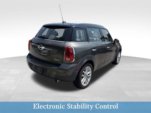 Used 2012 MINI Cooper Countryman FWD image 16
