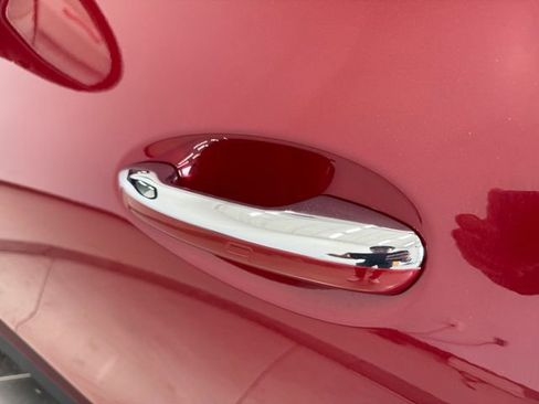 New 2025 Mercedes-Benz GLC 300 image 35