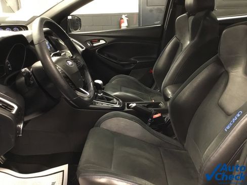 Used 2016 Ford Focus RS AWD/4WD image 24