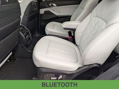 Used 2023 BMW X7 xDrive40i w/ Premium Package image 28
