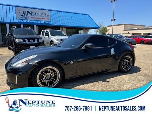 Used 2014 Nissan 370Z Coupe RWD image 1