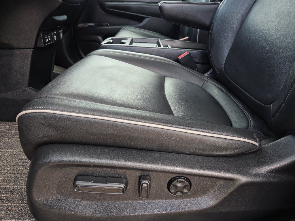 Certified 2025 Honda Odyssey Touring image 16