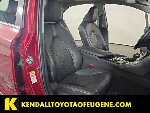 Used 2018 Toyota Camry XLE w/ Driver Assist Package FWD image 28