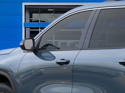 New 2026 Chevrolet Traverse LT image 12