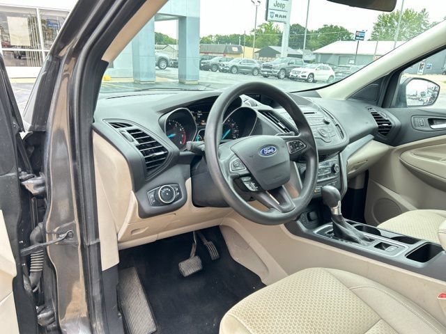 Used 2017 Ford Escape SE FWD image 27