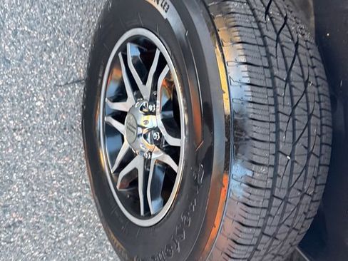 Used 2012 Chevrolet Tahoe LS image 21