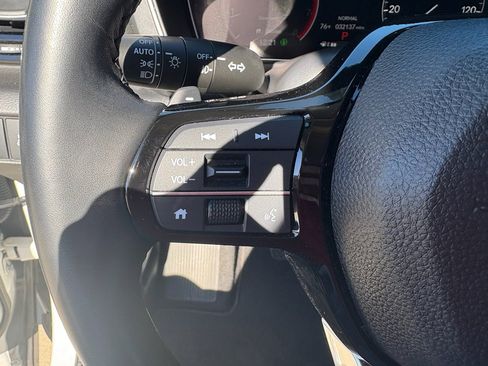 Certified 2025 Honda Pilot EX-L image 14