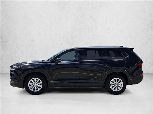 Used 2025 Toyota Grand Highlander FWD image 9